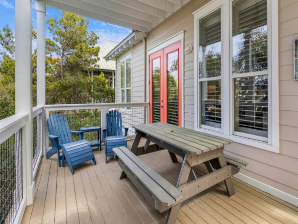 Gulf Coast 30 A Five Bedrooms Vacation Home for 14 Guests