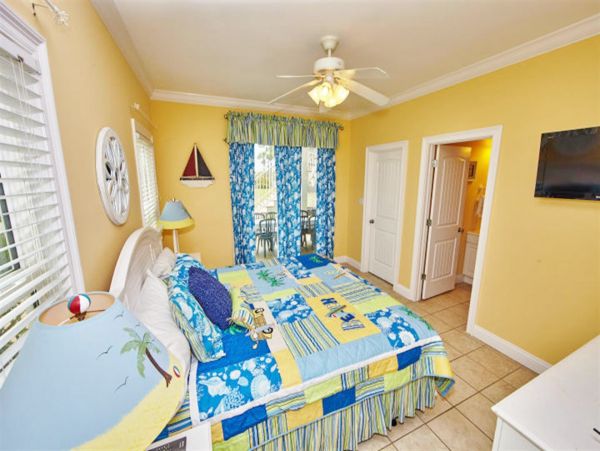 Ten Bedrooms Seagrove Vacation Home on Beach with Pool