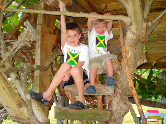 Jamaica Home 932859