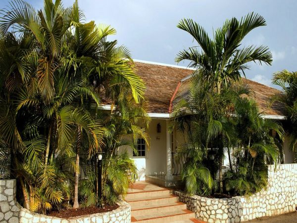 Jamaica Home 932860