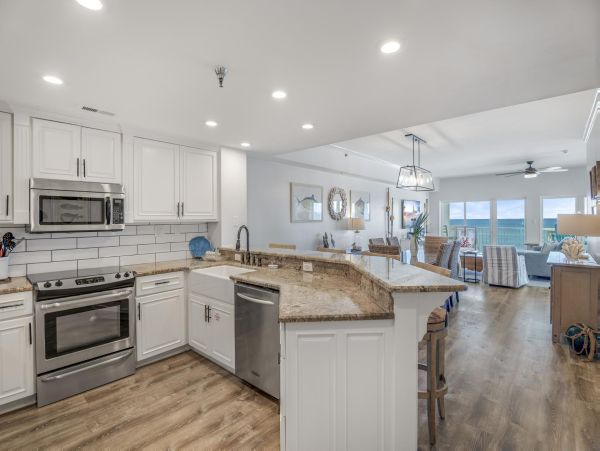 Seagrove Beach 3 Bedroom Luxurious Condominium with Panoramic Gulf Views