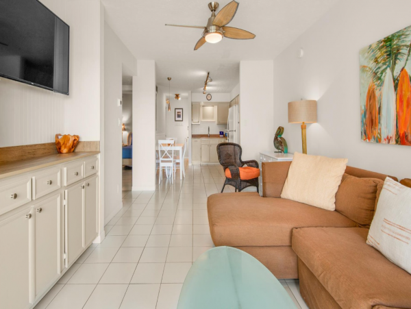 Charming Vacation Rental with 3 Bedrooms & Ocean Views