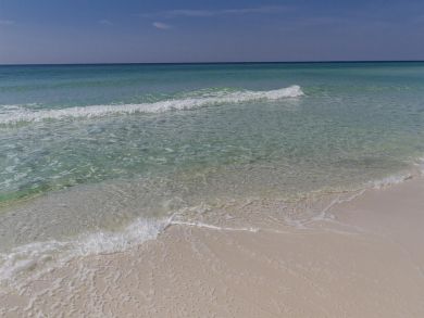 Seagrove Beach Two Bedroom Vacation Condo On Beach Sleeps 4