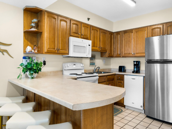 Gulf Front Vacation Rental with 2 Bedrooms