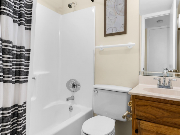 Gulf Front Vacation Rental with 2 Bedrooms