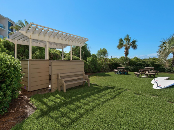 Gulf Front Vacation Rental with 2 Bedrooms