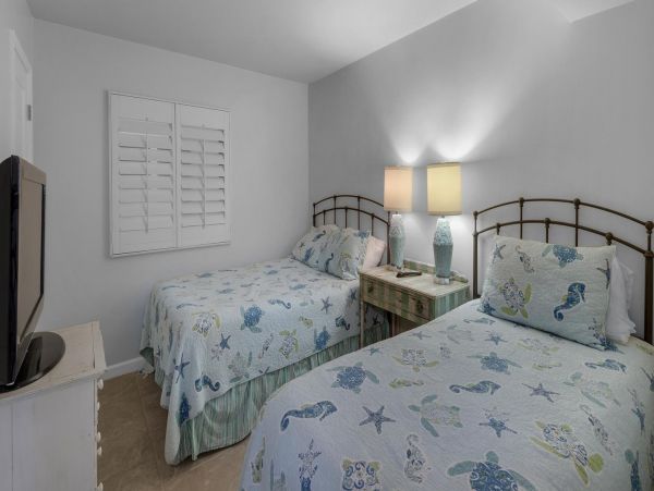 Beachfront Vacation Rental with 3 Bedrooms in Alys Beach