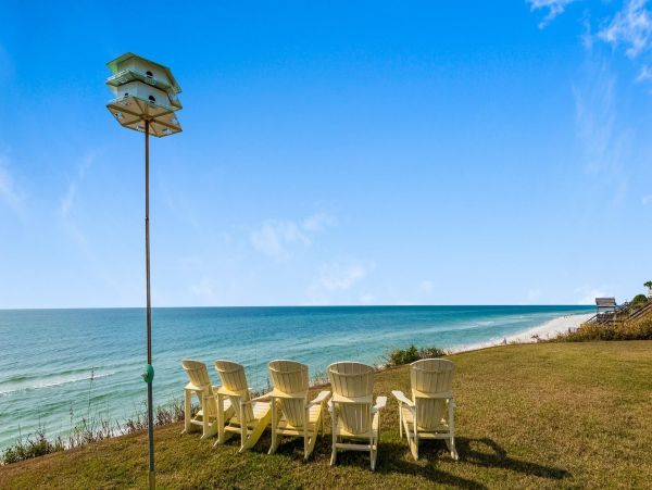 Beachfront Vacation Rental with 3 Bedrooms in Alys Beach
