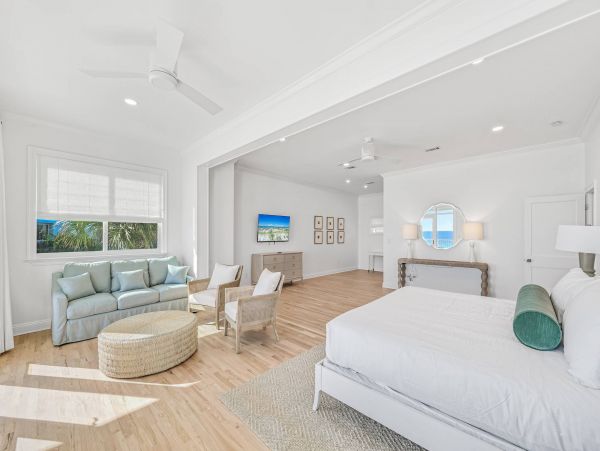 Eight Bedrooms Oceanfront Villa in Seagrove Beach
