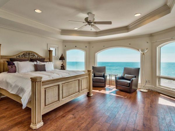 Stunning 9 Bedroom Beachfront Beauty Main House Plus Carriage House