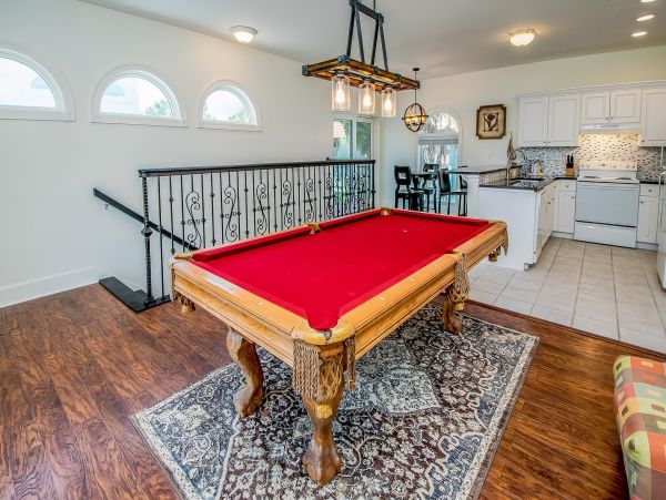 Stunning 9 Bedroom Beachfront Beauty Main House Plus Carriage House