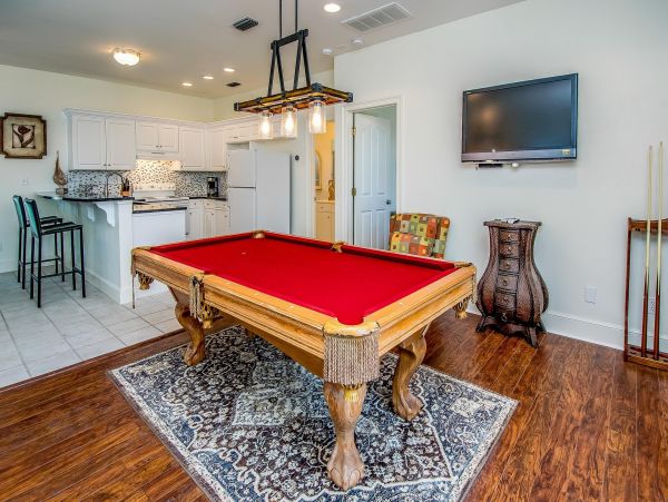 Stunning 9 Bedroom Beachfront Beauty Main House Plus Carriage House