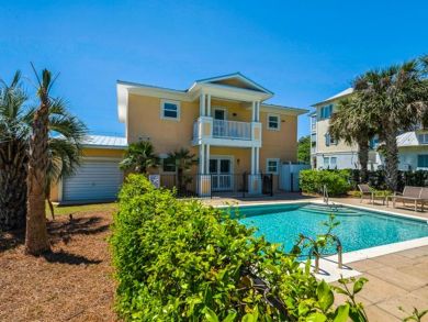 Seagrove Beachside vacation home no busy roads to cross