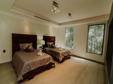 Acapulco Home 932985