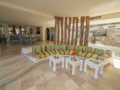 Acapulco Home 932987