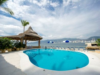 Acapulco Home 932988
