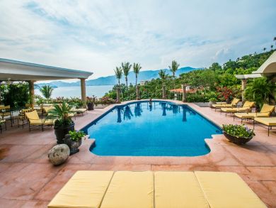 Acapulco Home 932990