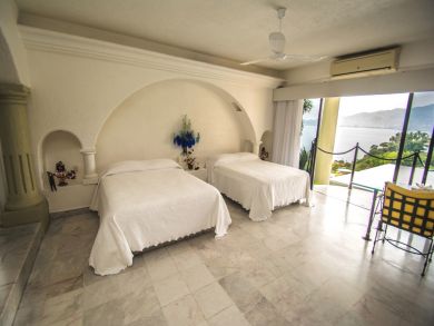 Acapulco Home 932990