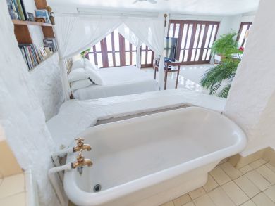 Acapulco Home 932993