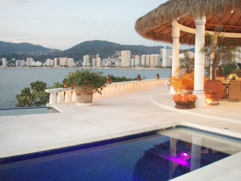 Acapulco Home 932994 Acapulco Home 932994