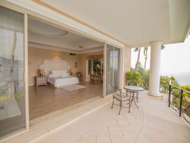 Acapulco Home 933000