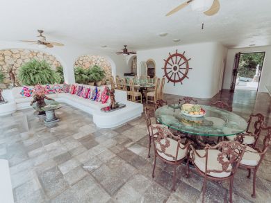 Acapulco Home 933003