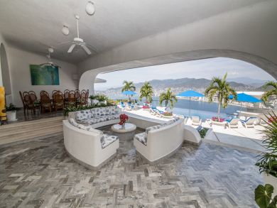Acapulco Home 933006