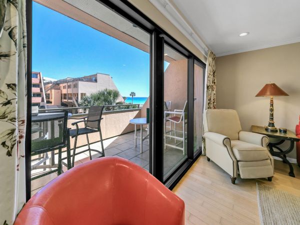 Destin Three Bedroom Gulf View Vacation Rental