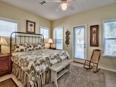 Beautiful Miramar Beach Vacation Home With Pool Near Beach