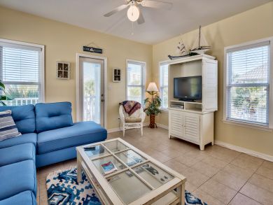 Beautiful Miramar Beach Vacation Home With Pool Near Beach