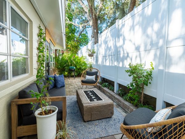 Siesta Key Walk to Beach Three Bedroom Rental Home