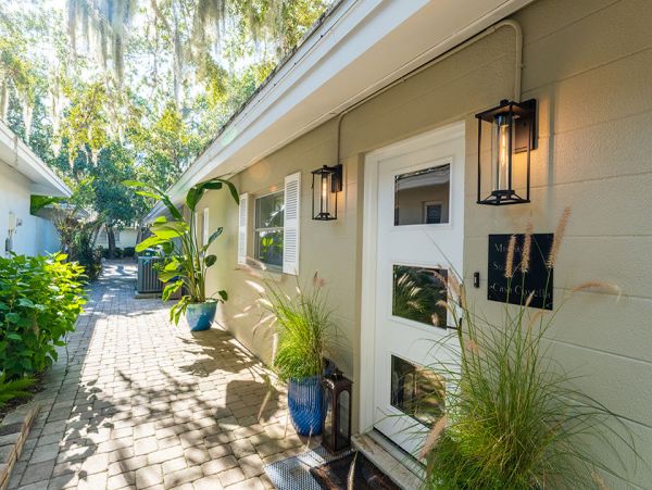 Siesta Key Walk to Beach Three Bedroom Rental Home
