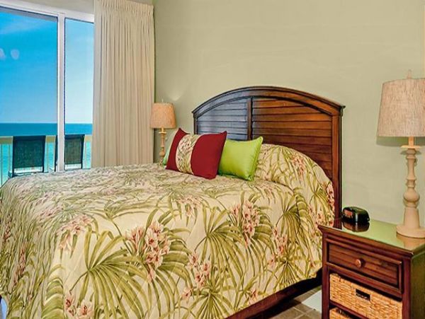Beachfront 3 Bedroom Condo in Panama City Beach Amazing View