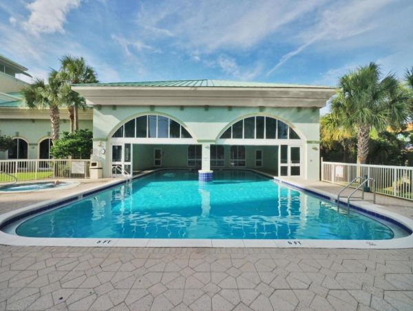 Beachfront 3 Bedroom Condo in Panama City Beach Amazing View