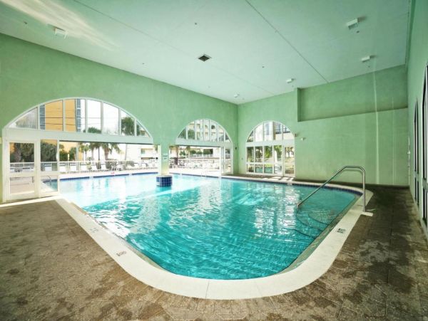 Beachfront 3 Bedroom Condo in Panama City Beach Amazing View