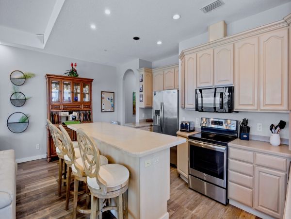 Anna Maria Island Beachfront Condo - Luxury Vacation Rental