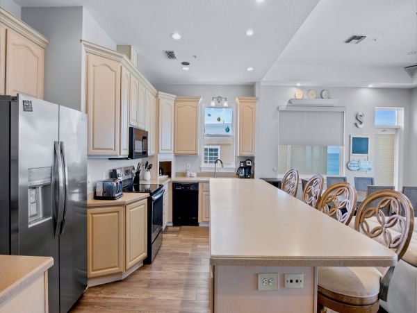 Anna Maria Island Beachfront Condo - Luxury Vacation Rental