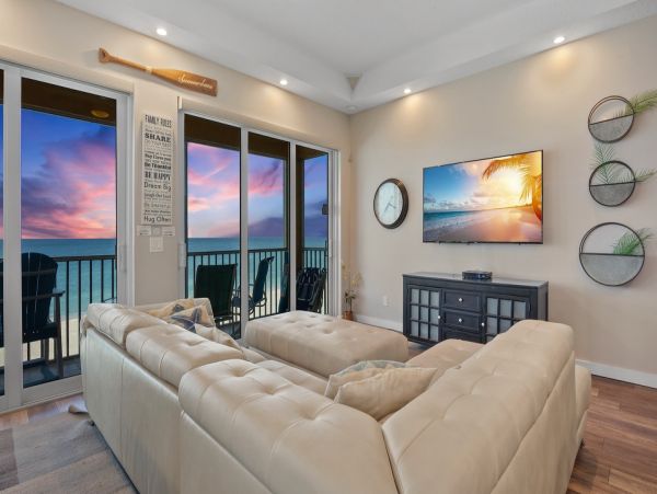 Anna Maria Island Beachfront Condo - Luxury Vacation Rental