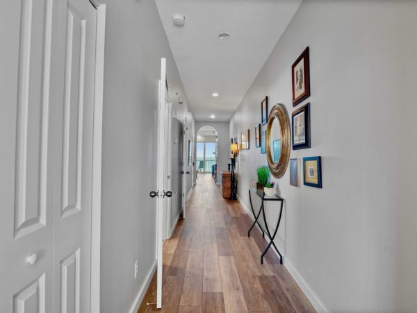 Anna Maria Island Beachfront Condo - Luxury Vacation Rental