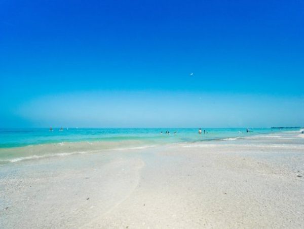 Oceanfront Three Bedroom Condo in Bradenton Beach
