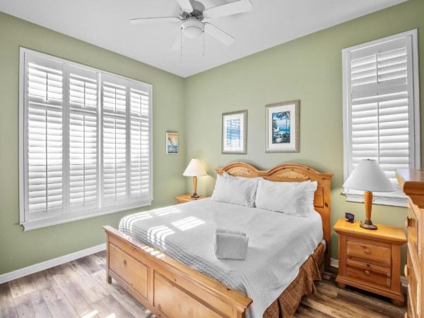 Oceanfront Three Bedroom Condo in Bradenton Beach