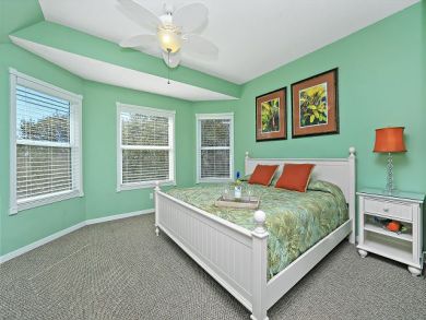Destin Four Bedroom Walk to Beach Vacation Home with Pool Destin Four Bedroom Walk to Beach Vacation Home with Pool