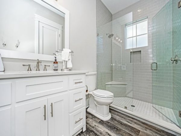 Luxury All The Way Great Amenities
