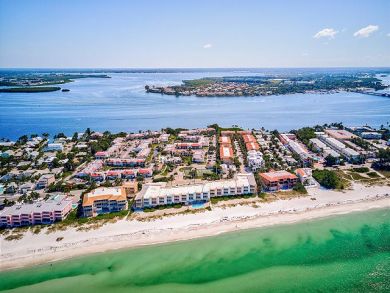 Anna Maria Island Holmes Beach Condo 933286 Anna Maria Island Holmes Beach Condo 933286