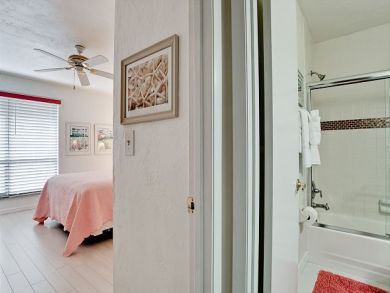 Anna Maria Island Holmes Beach Condo 933288 Anna Maria Island Holmes Beach Condo 933288