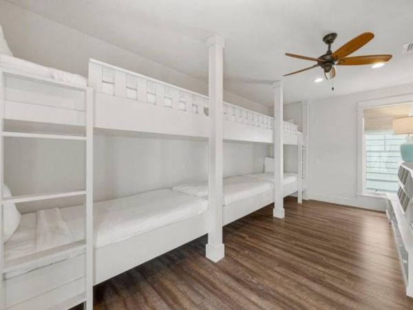 Four Bedroom Walk to Beach Rental Home in Seacrest