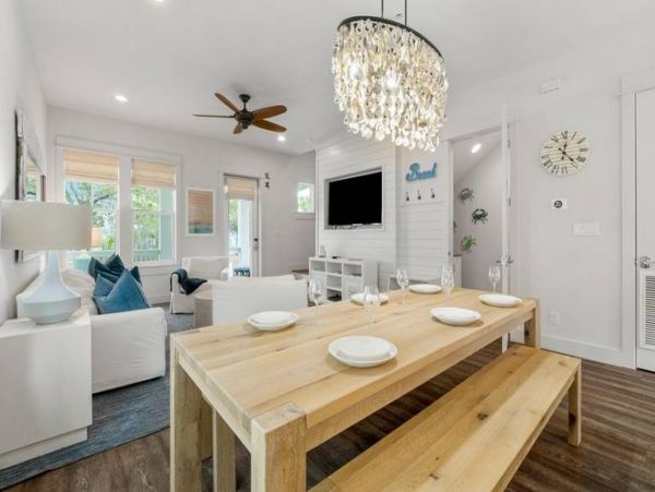 Four Bedroom Walk to Beach Rental Home in Seacrest