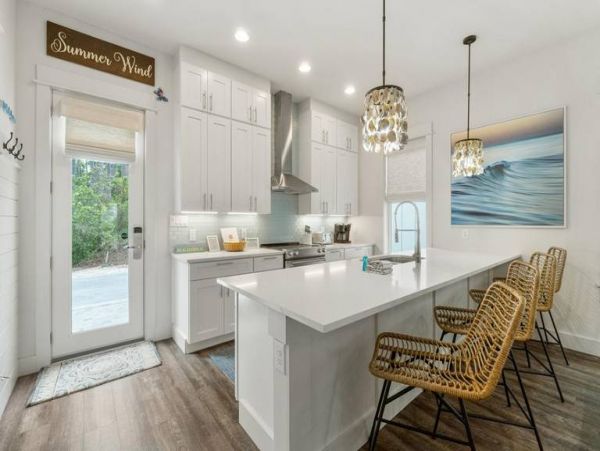 Four Bedroom Walk to Beach Rental Home in Seacrest