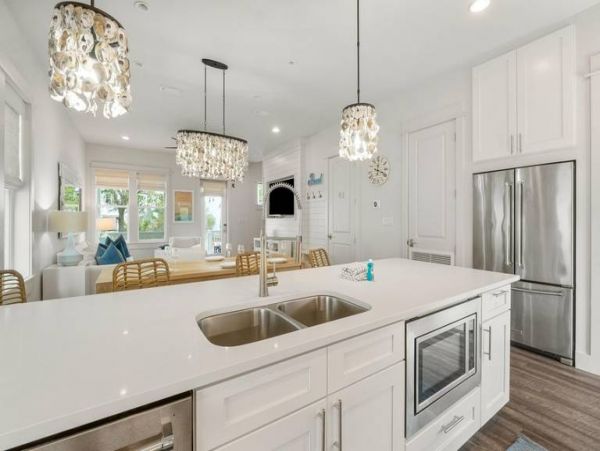 Four Bedroom Walk to Beach Rental Home in Seacrest
