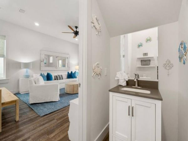 Four Bedroom Walk to Beach Rental Home in Seacrest